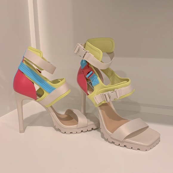 Steve Madden Shoes - Steve Madden Vibing Heeled Sandals